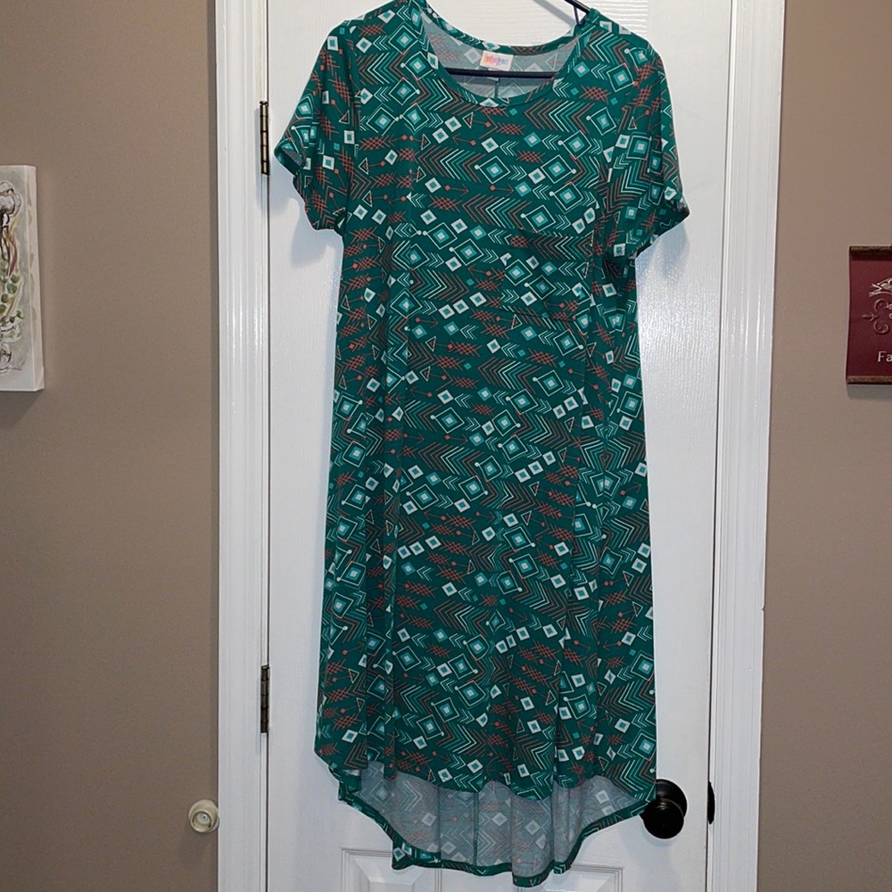 LuLaRoe Aztec Arrows Design Short Sleeve Dress. Size XL. EUC